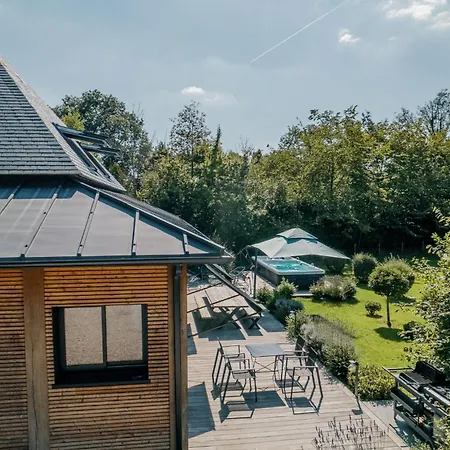 Holiday home La Maison De L'homme De Bois