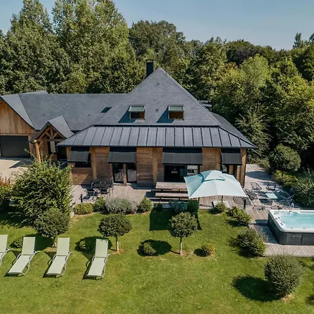 Holiday home La Maison De L'homme De Bois